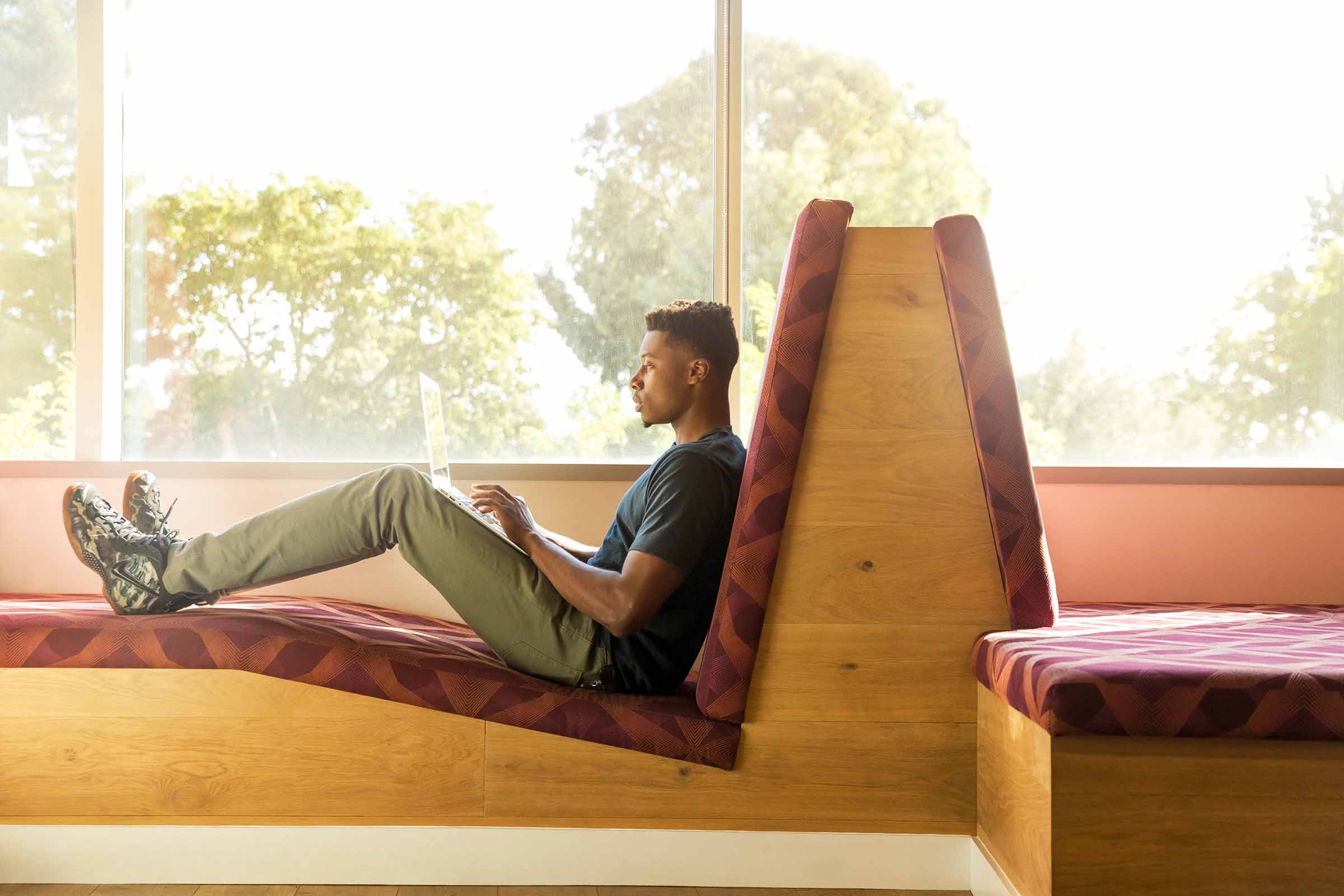 Microsoft Office Versionen: Vielfalt für Unternehmen, Freiberufler und Studenten